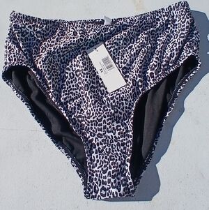 NWT Social Angel Black/White Cheetah Print High Waisted Binki Bottoms